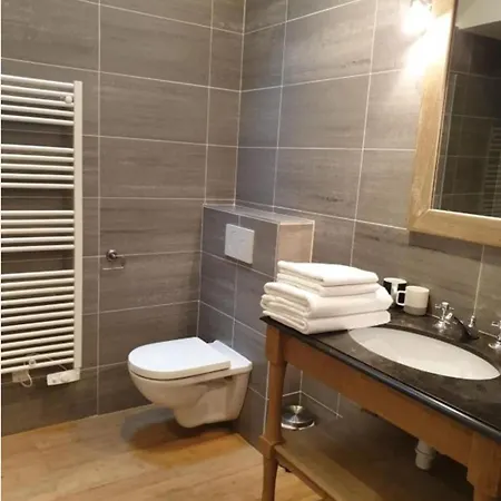 Tatil Evi Bayeusaine Center & Garden *