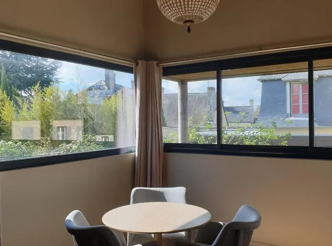 Bayeusaine, Maison Centre Historique - 3 Nyaraló